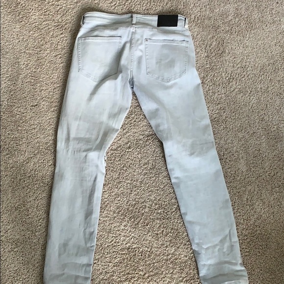 Size 32 Ripped Skinny Jeans - Picture 3 of 5